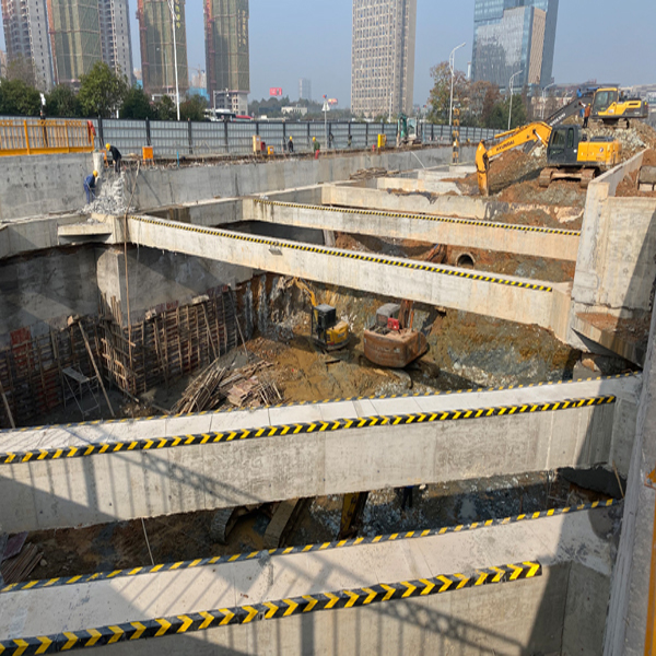 長沙市軌道交通6號線工程湘雅醫(yī)院站基坑支護